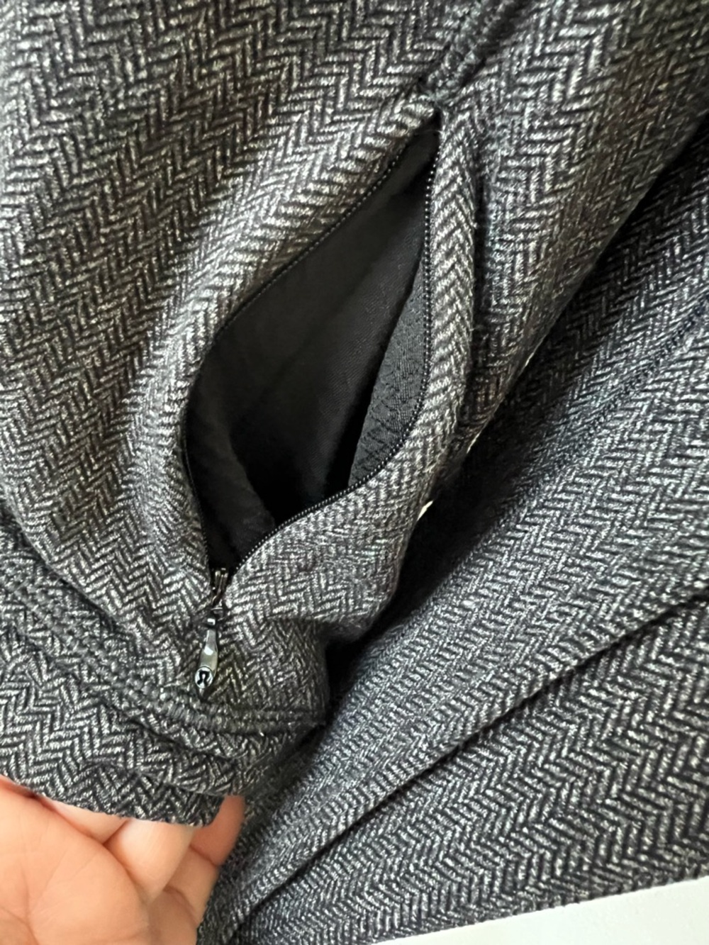 Lululemon Think Fast Long Sleeve - Picture 5 of 9